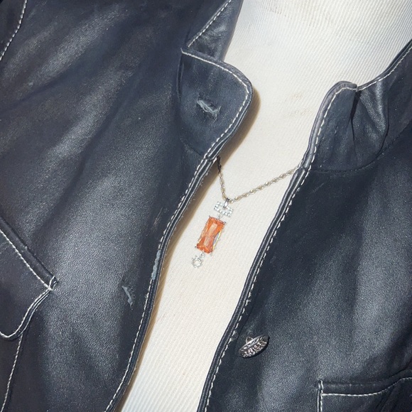 Leather jacket - Picture 3 of 5